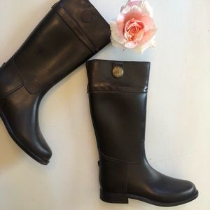 ✨Banana Republic Rain Boots ✨